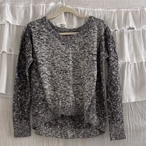 💖 3 for $35 American Eagle Black and White Knit Metallic Sweater
